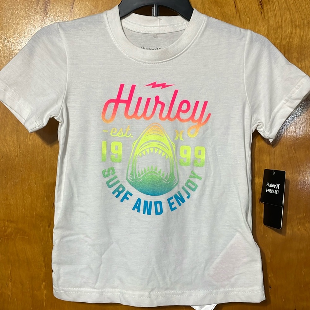 Hurley 4T